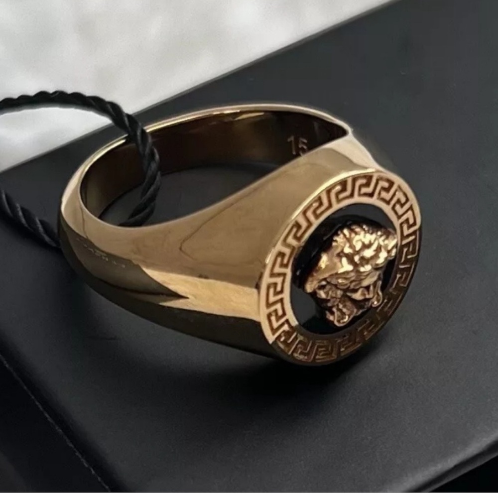 LAST ONE! Versace La Medusa Enamel Signet Ring - Picture 2 of 10